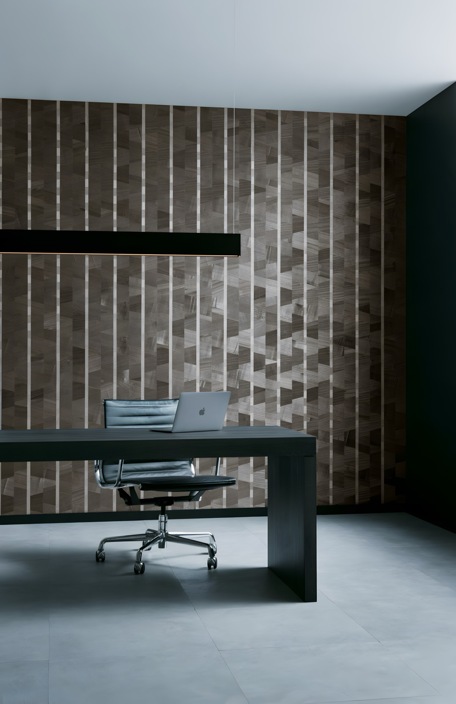 The same office with Tomita kiri on the wall